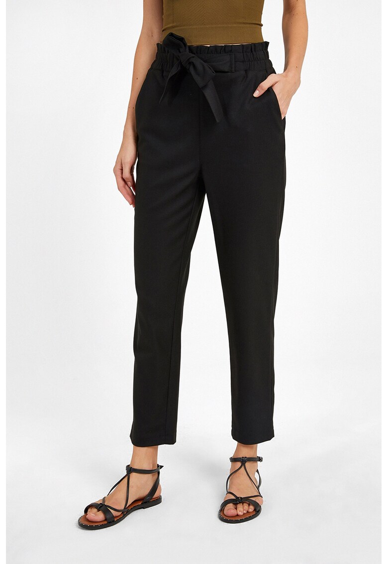 Pantaloni conici cu talie inalta - Negru