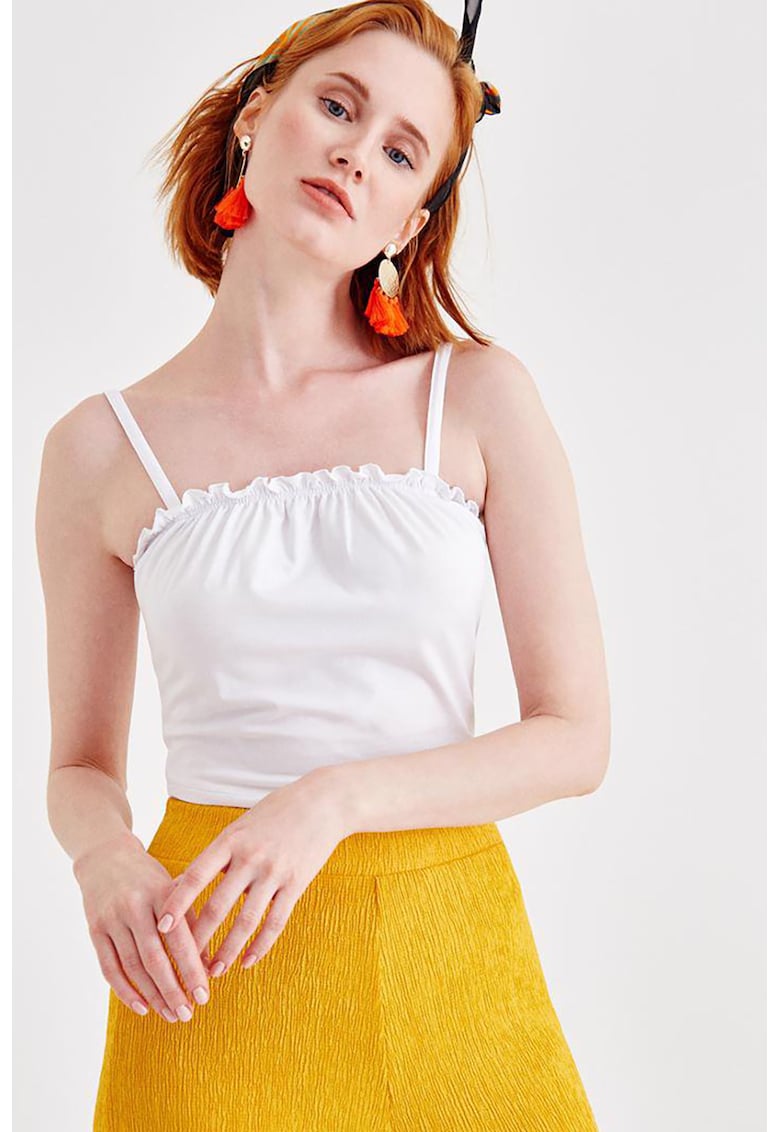 Top cu detalii cu fronseuri