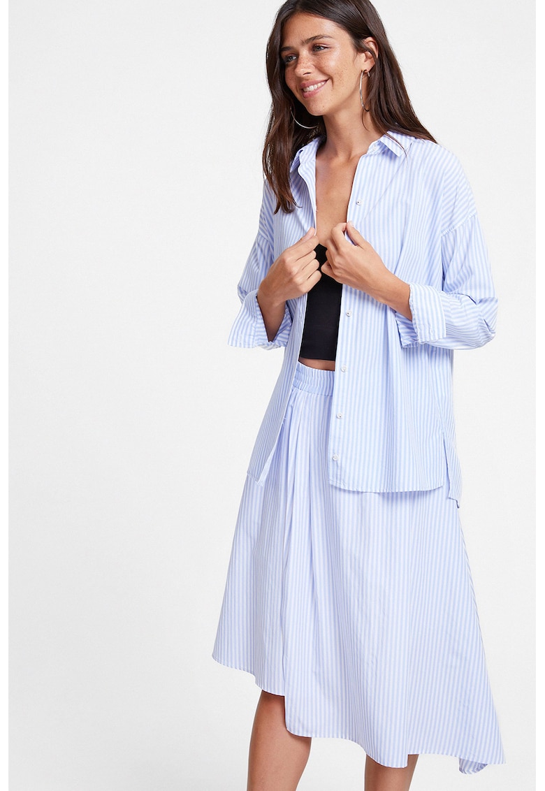 Camasa relaxed-fit cu model in dungi Camasa relaxed-fit cu model in dungi