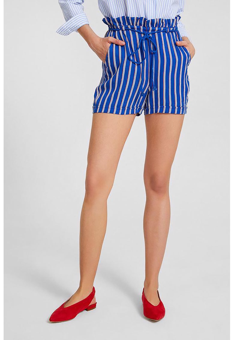 Pantaloni scurti cu snur si talie inalta