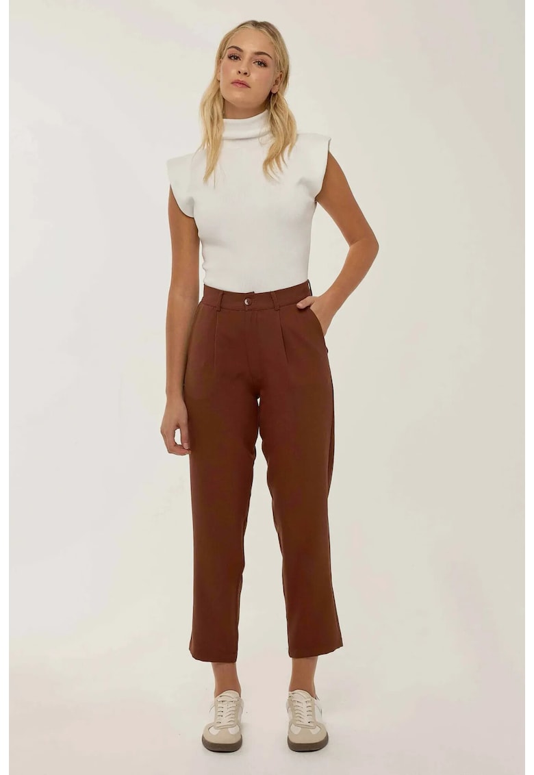 Pantaloni maro cu talie inalta