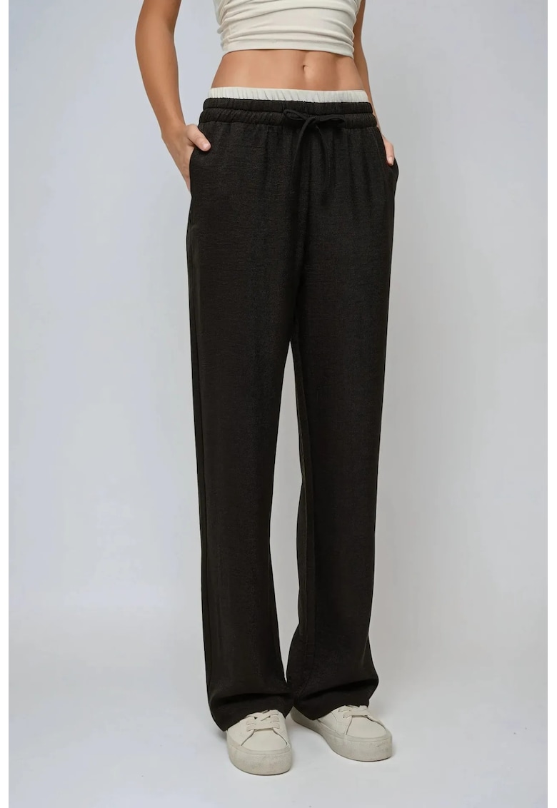 Pantaloni dama - cu talie elastica si croiala larga - negri - textil