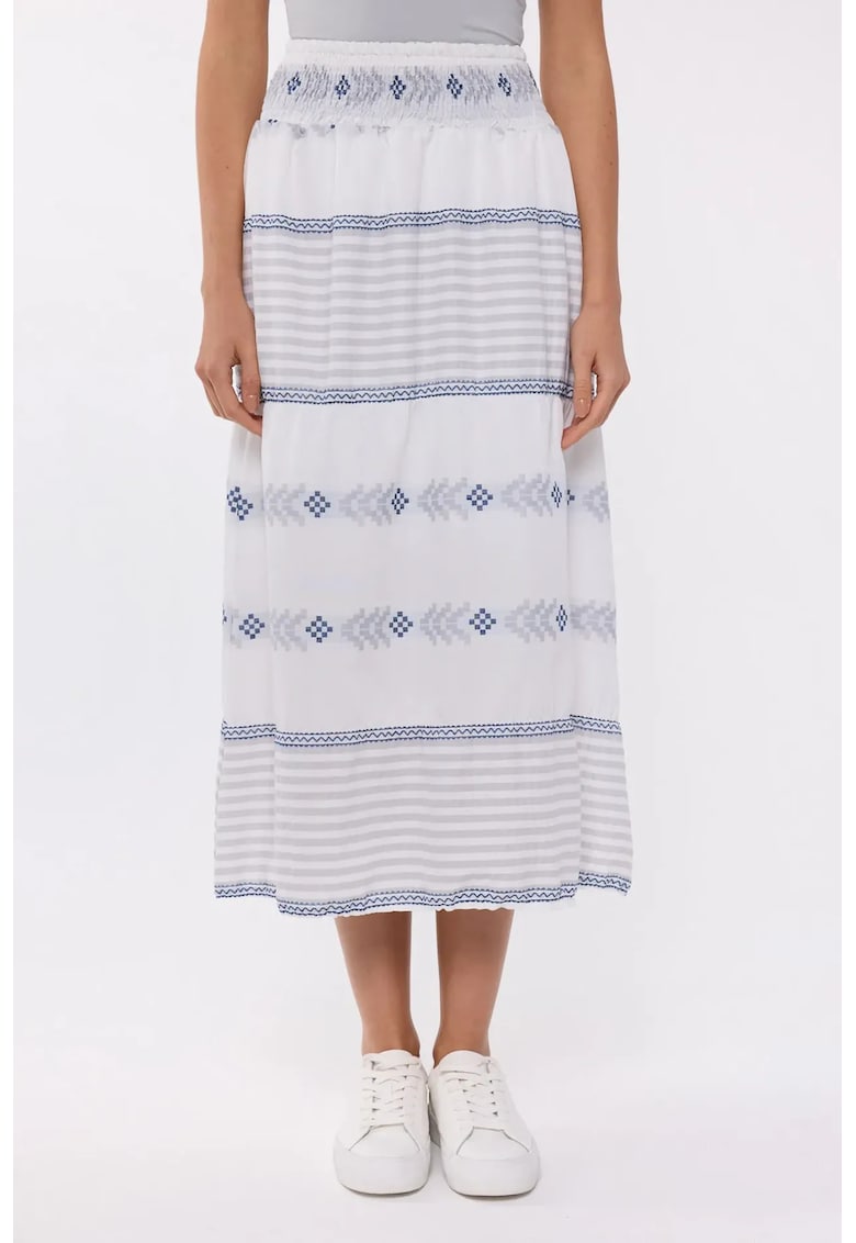 Fusta cu model etnic