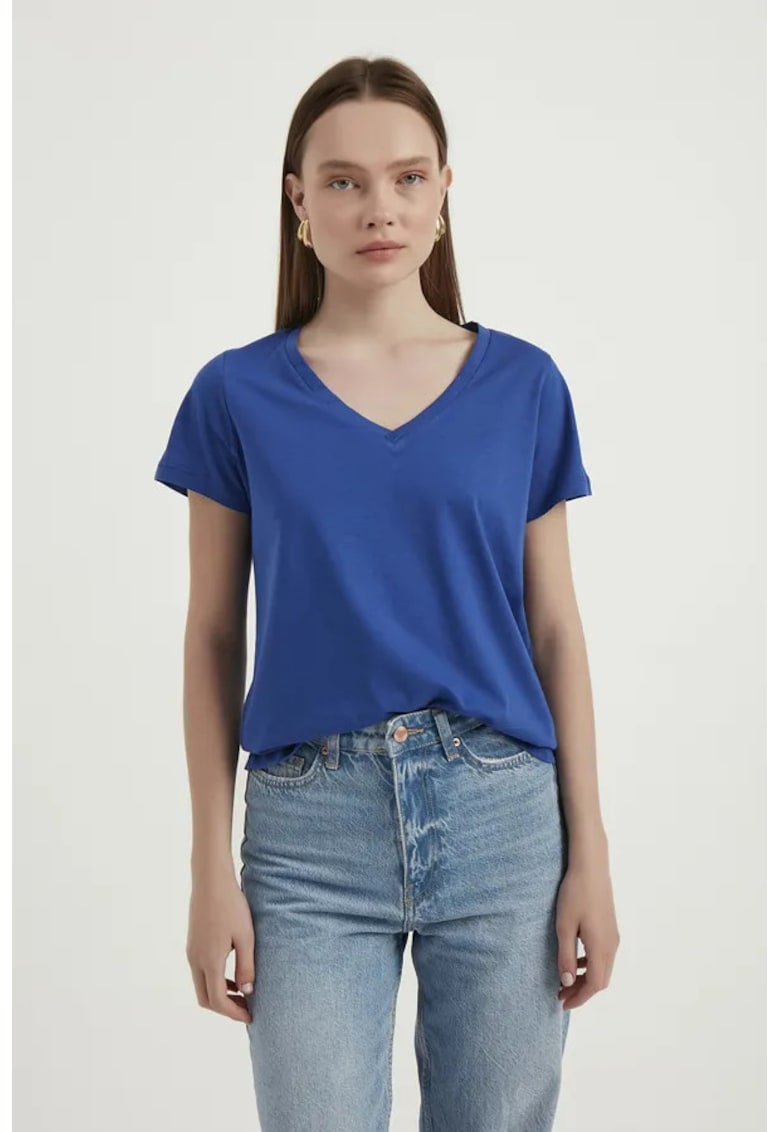 Tricou decolteu in V