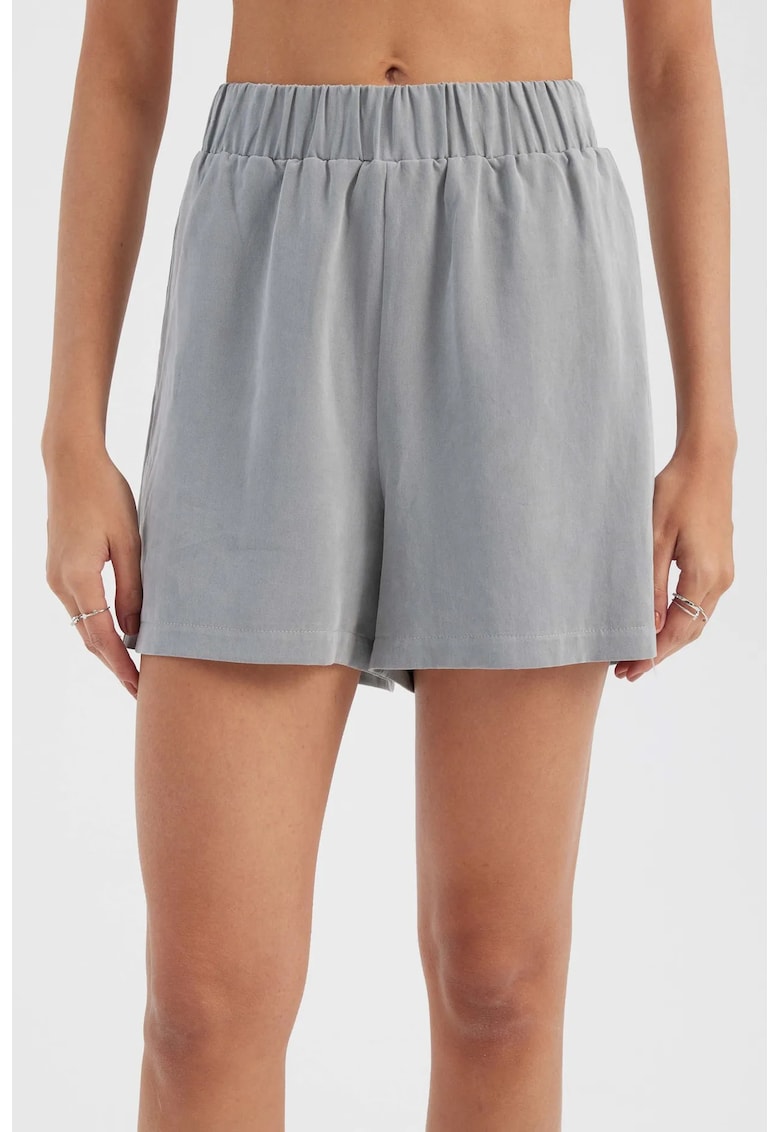 Pantaloni scurti cu talie elastica 00