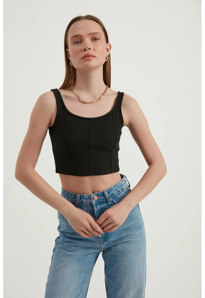 Top scurt - fara maneci - decolteu rotund - negru - jerseu -