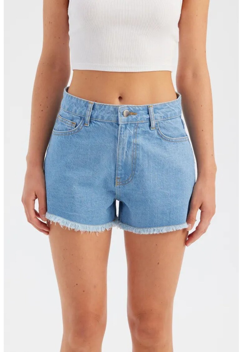 Pantaloni scurti denim albastru