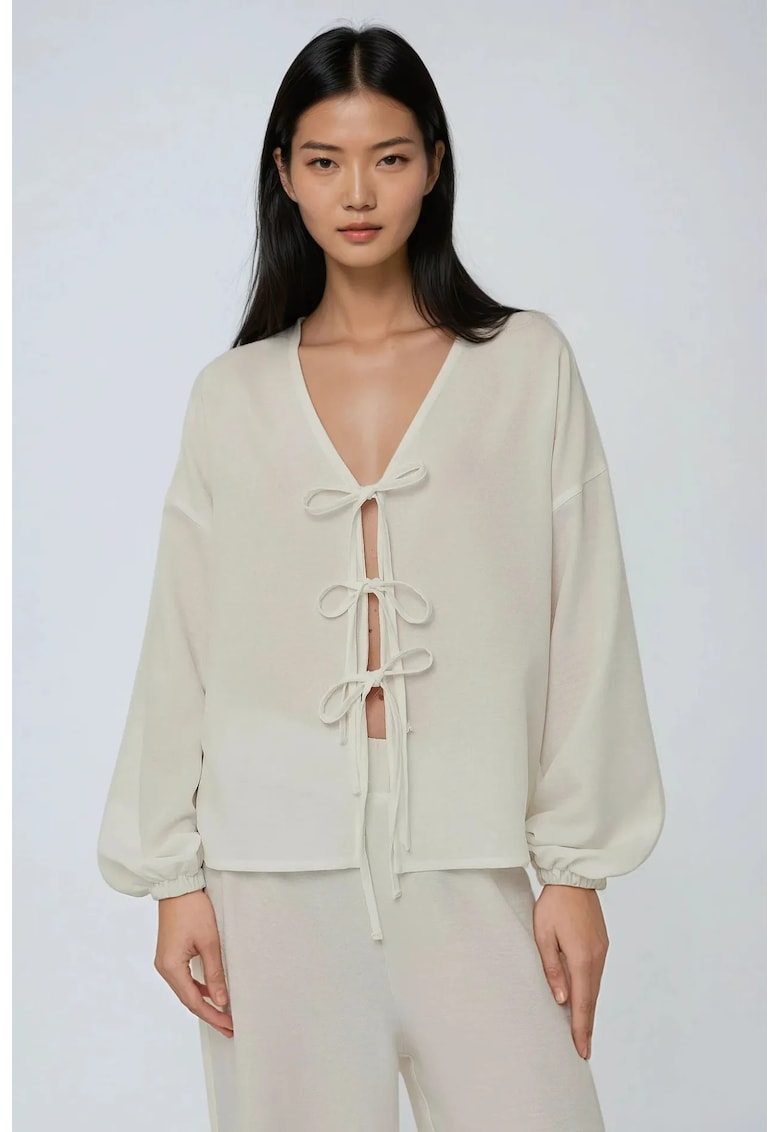 Bluza cu inchidere frontala cu snururi