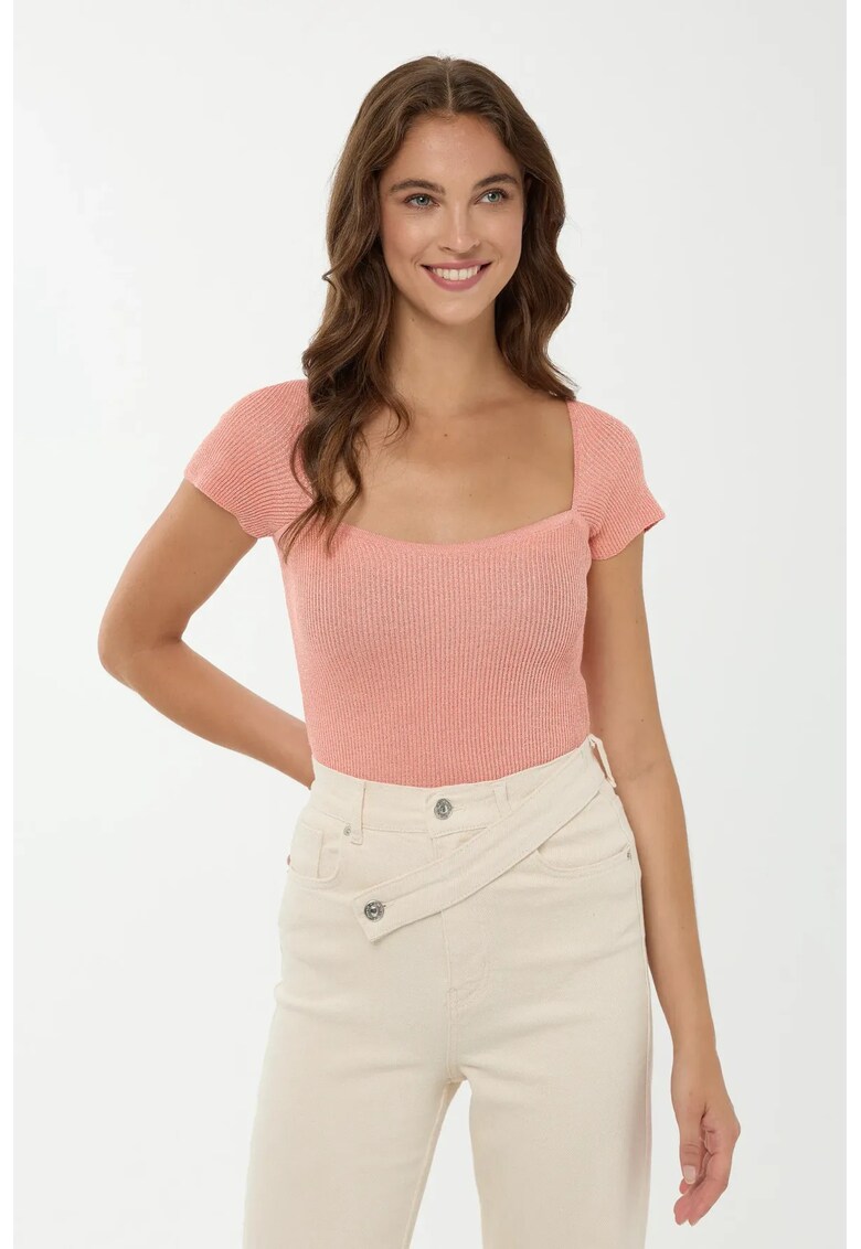 Top tricotat - guler patrat - roz - tricot