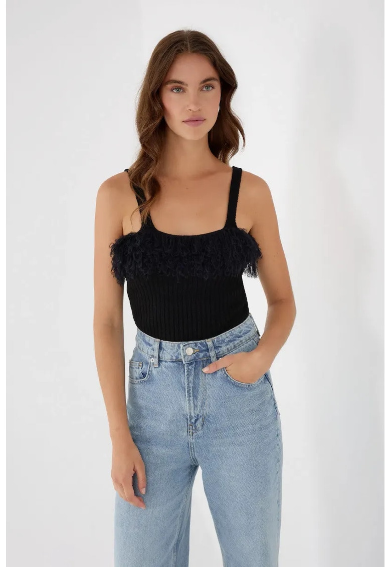 Top tricotat - slim fit - detalii plusate - negru - tricot