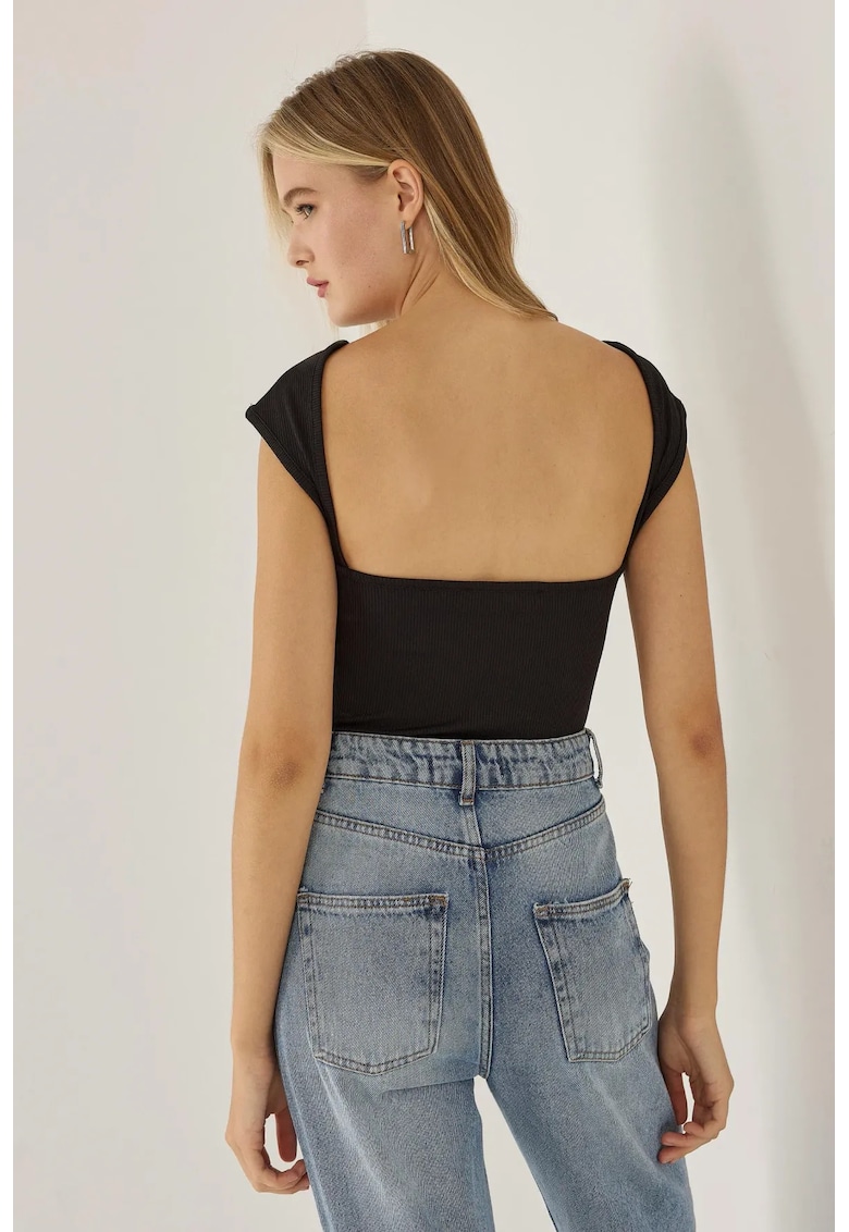 Top scurt - Crop Top cu Deschis - Negru - Negru