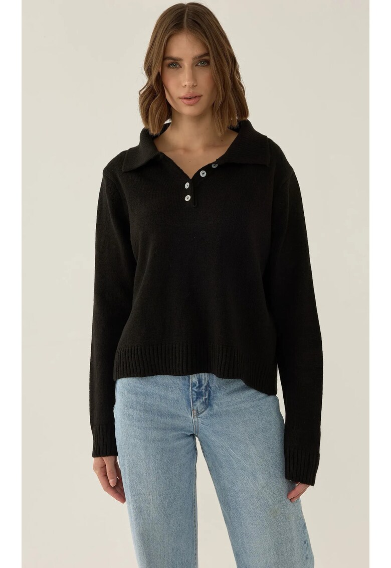 Pulover dama cu guler cu nasturi - croiala lejera - negru - acril