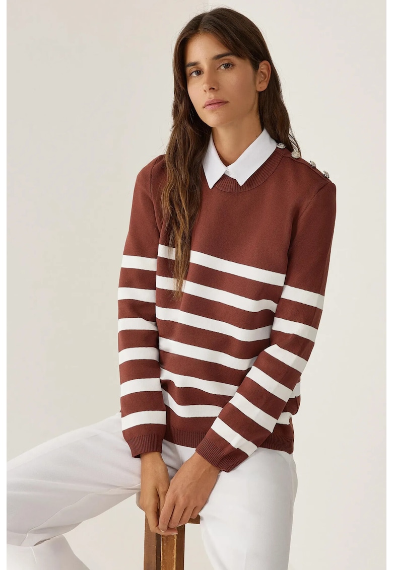 Pulover tricotat cu dungi