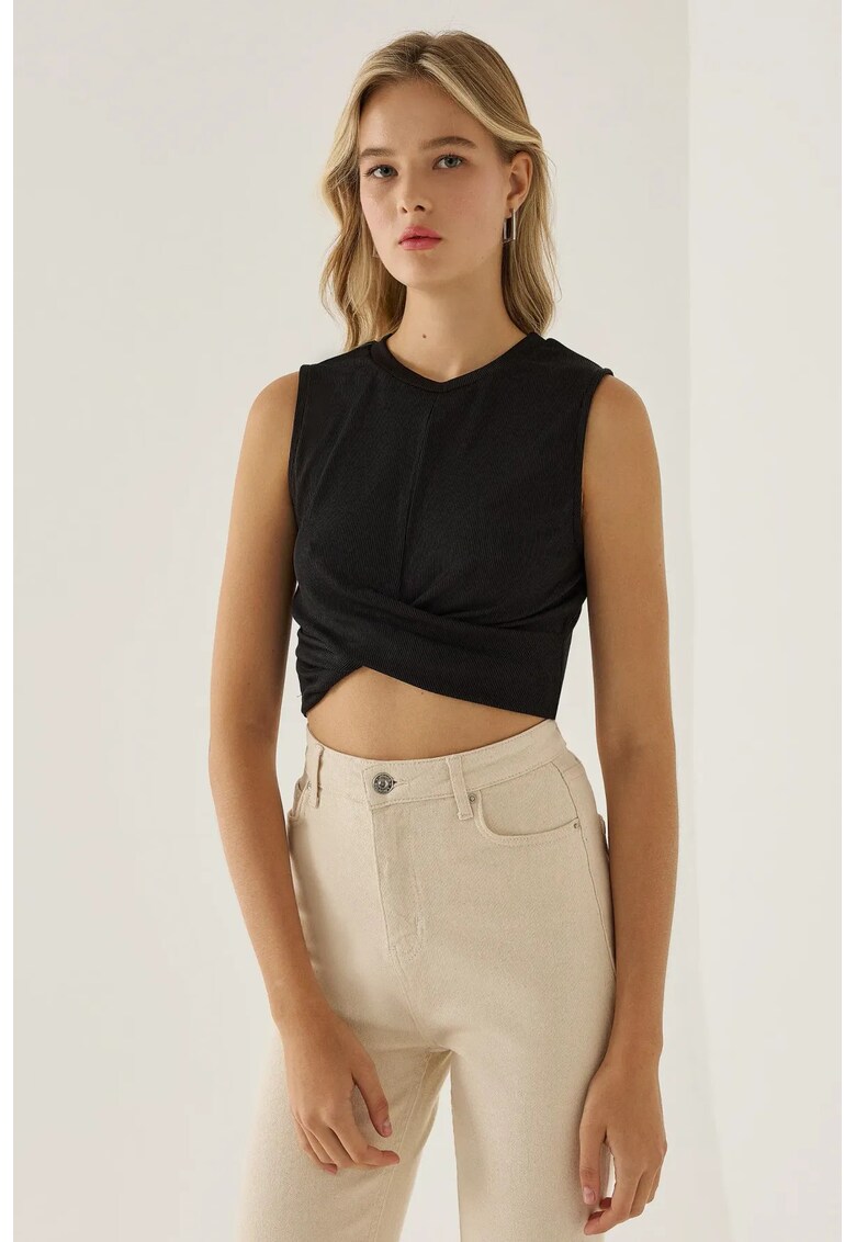 Maiou crop - tricotat - asimetric - negru - jerseu -