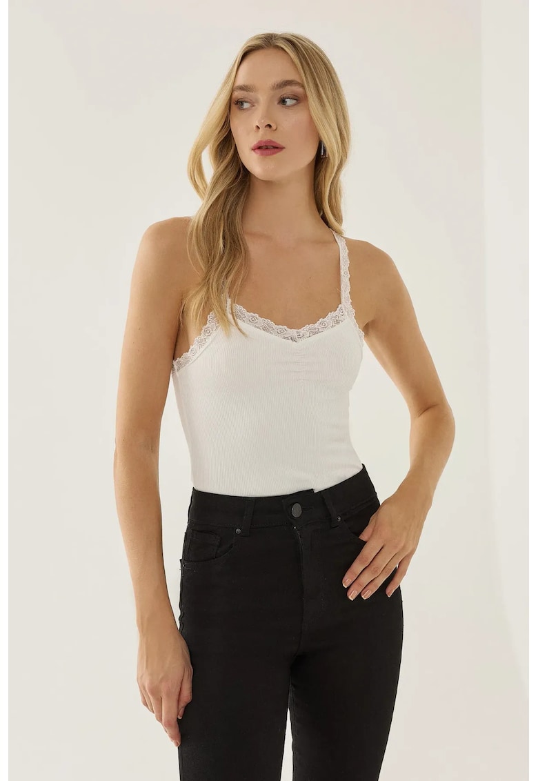 Top scurt - detalii din dantela - alb - jerseu