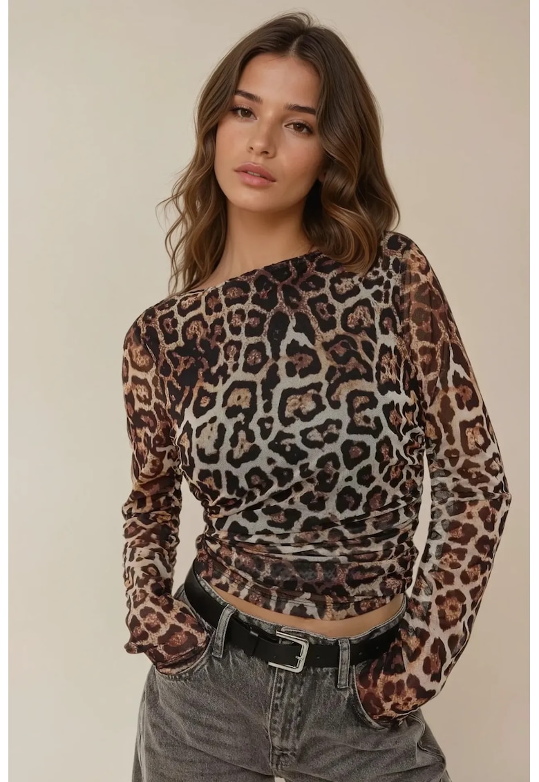 Top dama - imprimeu leopard - decolteu tip barca - volane - multicolor - poliester Top dama - imprimeu leopard - decolteu tip barca - volane - multicolor - poliester