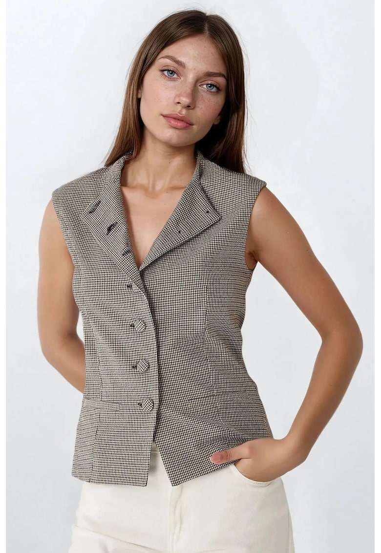 Vesta pentru dama - model in carouri - mulata - guler rotund - textil - bej/gri
