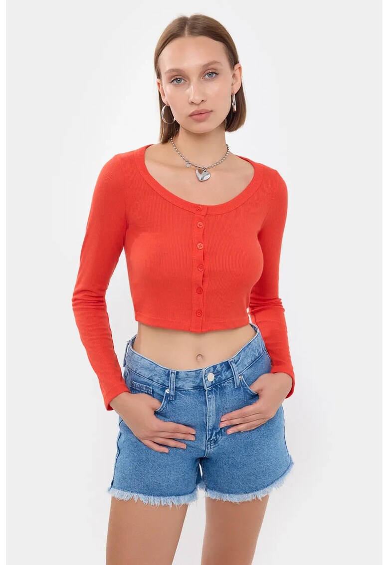 Top dama - tesut cu decolteu rotund si nasturi - rosu - poliester si viscoza