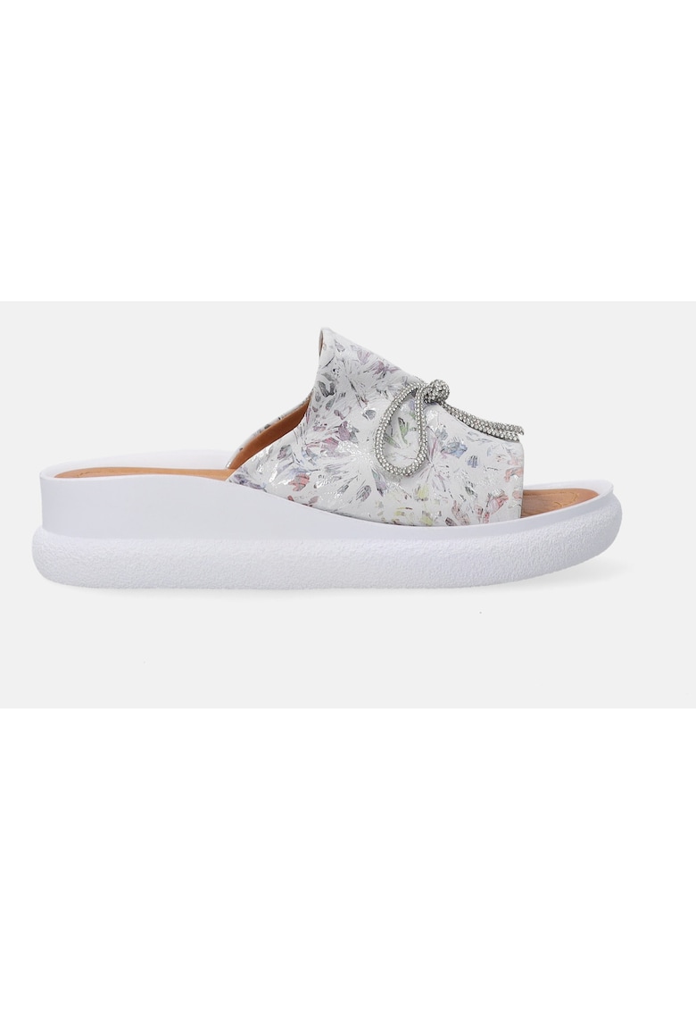 Slapi din piele nabuc