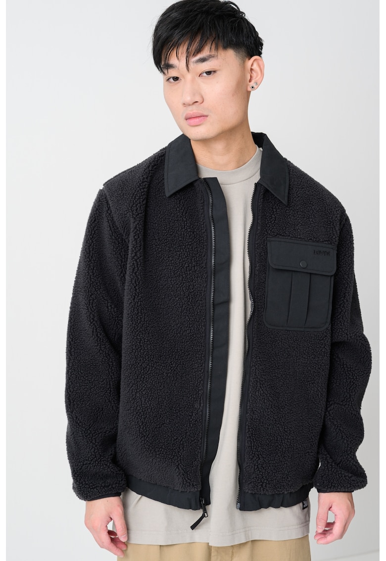 Jacheta din material teddy cu fermoar si buzunar pe piept