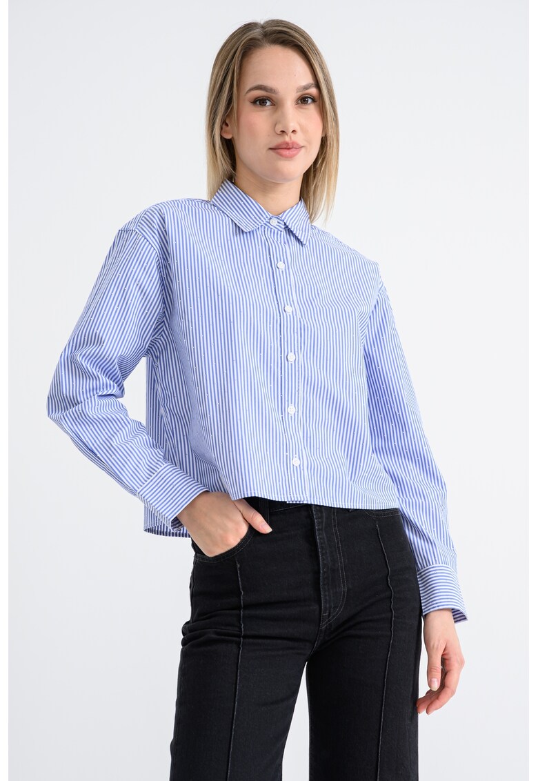 Camasa crop cu model in dungi