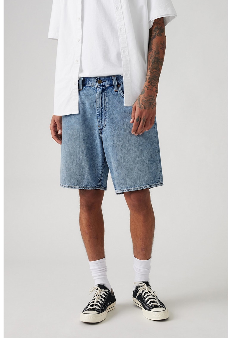 Blugi scurti relaxed fit cu talie medie Blugi scurti relaxed fit cu talie medie