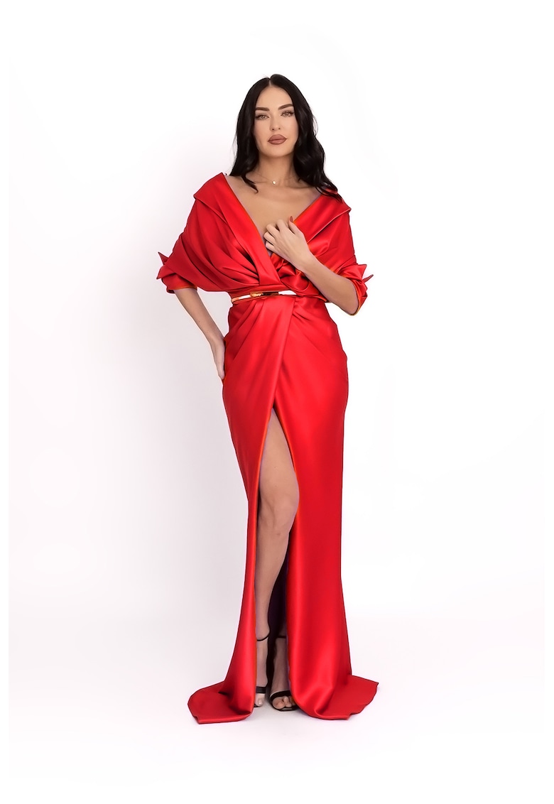 Rochie cu design drapat si slit frontal
