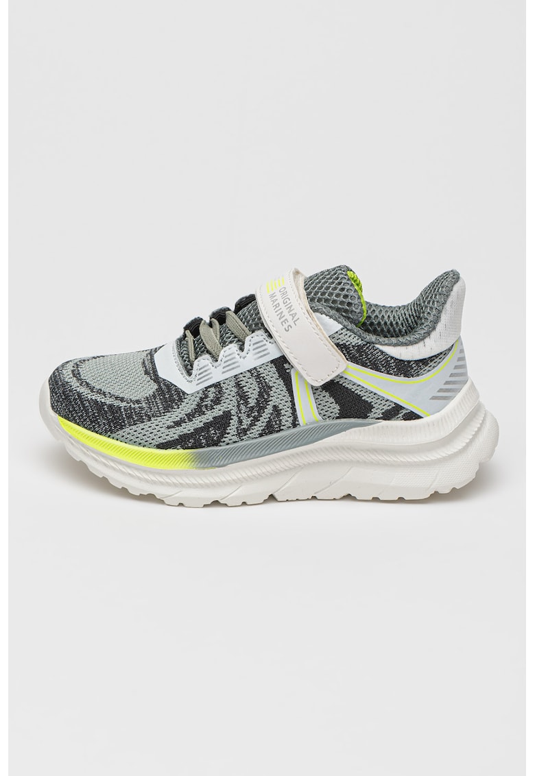 Pantofi sport din material textil cu inchidere velcro Pantofi sport din material textil cu inchidere velcro