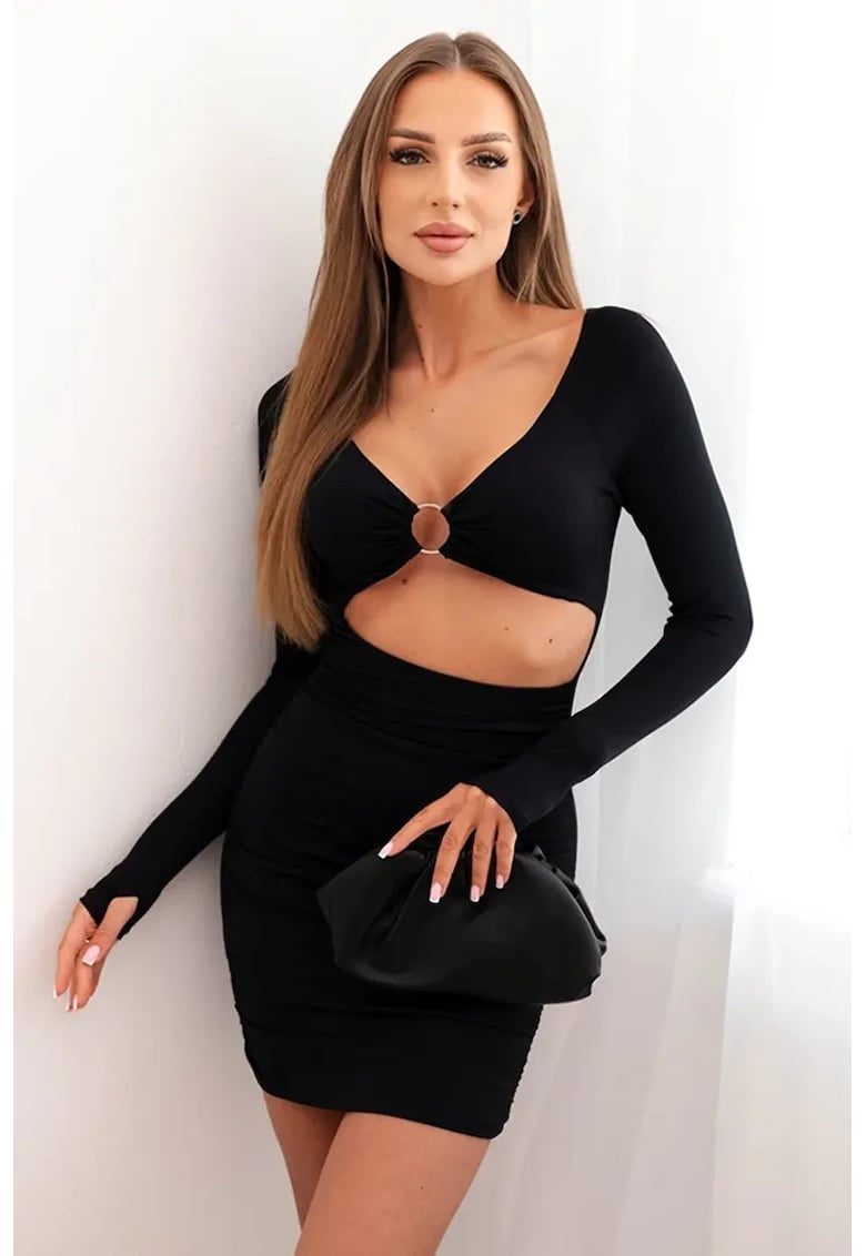 Rochie cu decupaj in talie si inel decorativ -