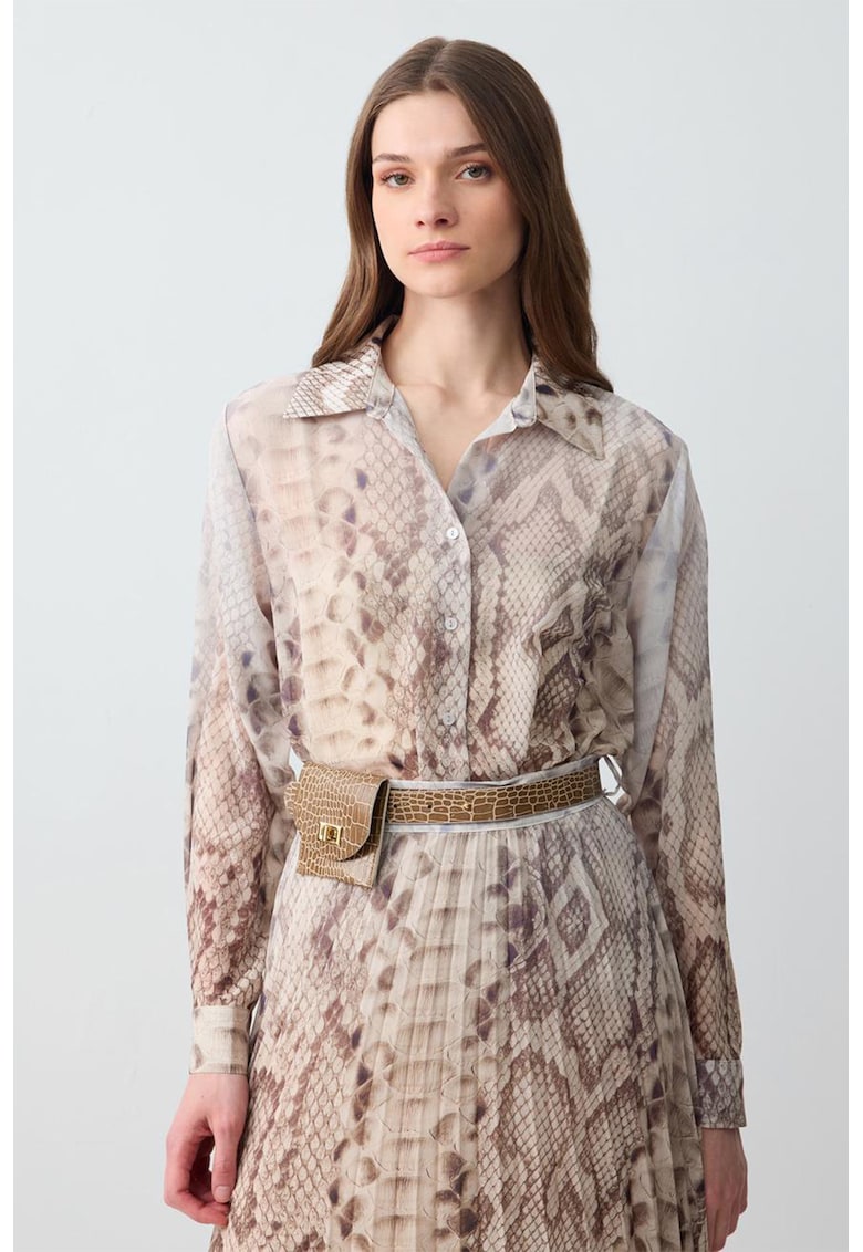 Camasa transparenta cu imprimeu ce imita pielea de reptila