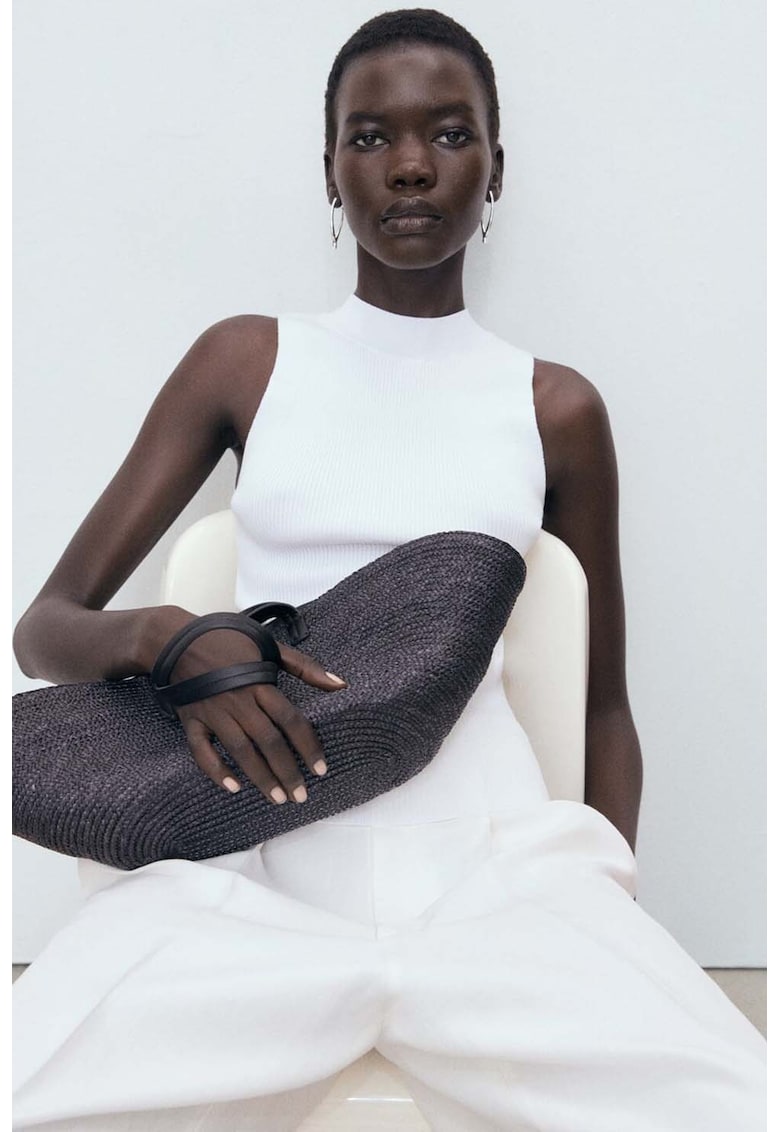 Top din tricot cu striatii