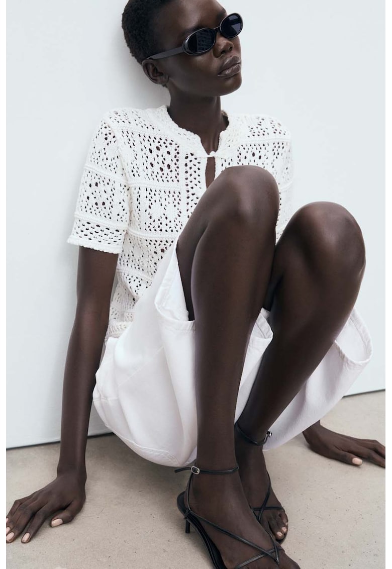 Cardigan cu maneci scurte si aspect crosetat