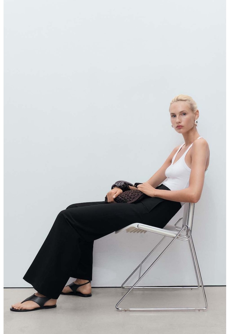 Pantaloni drepti cu talie medie - Negru