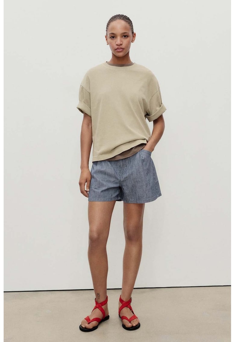 Pantaloni scurti in dungi cu buzunare laterale