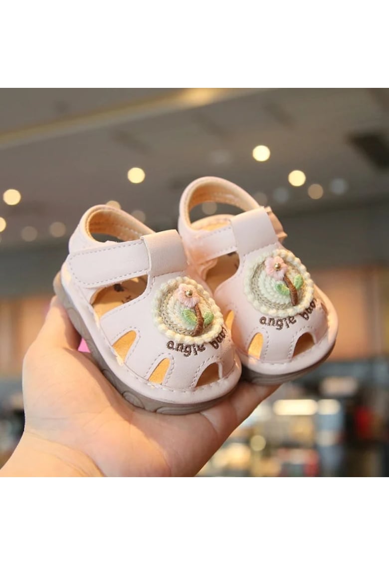 Sandale Cu Piuitoare - Model Floricica Crosetata - Piele Ecologica - Velcro - Fete