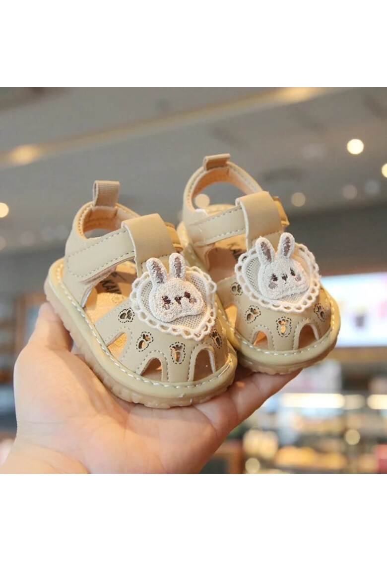 Sandale Cu Piuitoare - Model Bunny - Piele Ecologica - Velcro - Fete - Crem