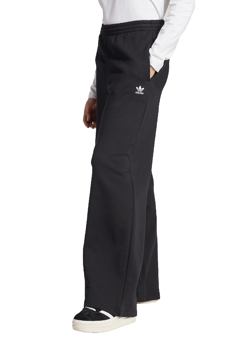 Pantaloni de trening cu croiala dreapta