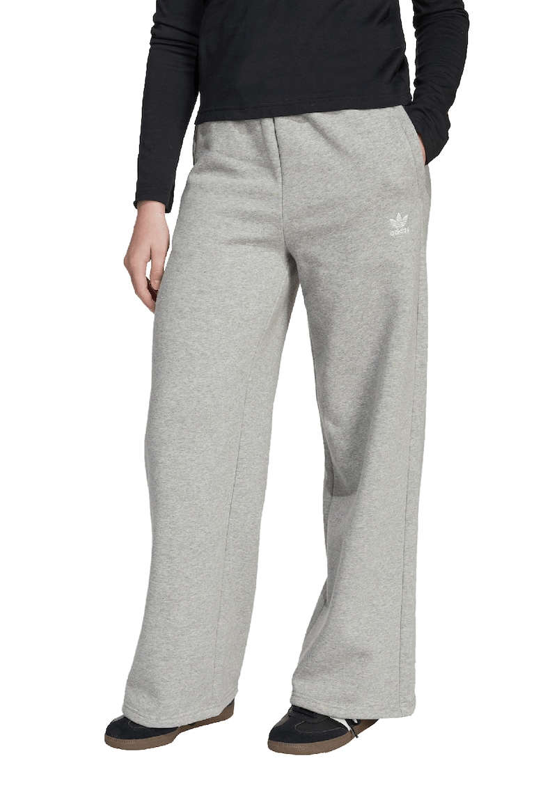 Pantaloni cu croiala ampla si talie inalta