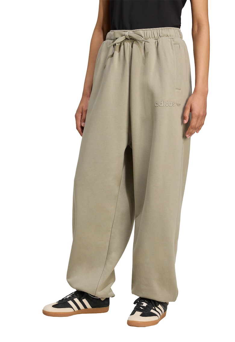 Pantaloni de trening supradimensionati cu buzunare laterale Essentials