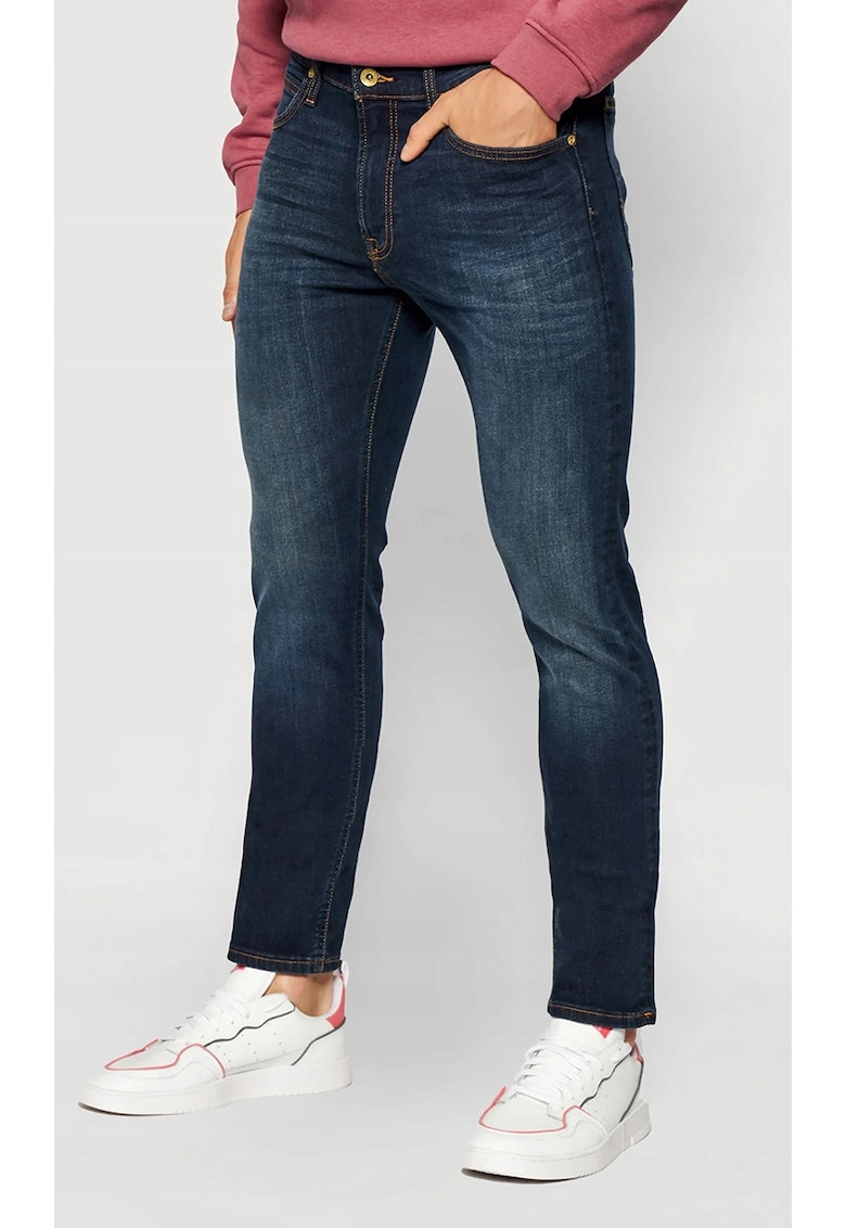 Blugi Luke Slim Tapered - albastru inchis - croiala subtire - elasticitate suplimentara - set de pantaloni.