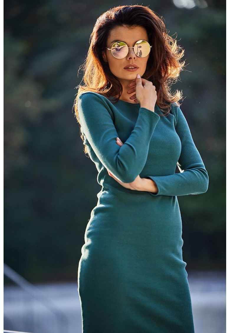 Rochie din jerseu cu striatii