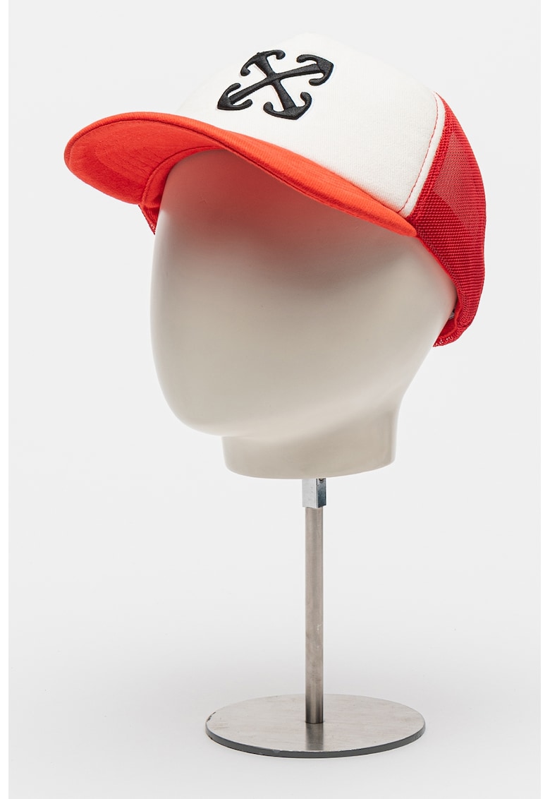 Sapca trucker cu logo brodat