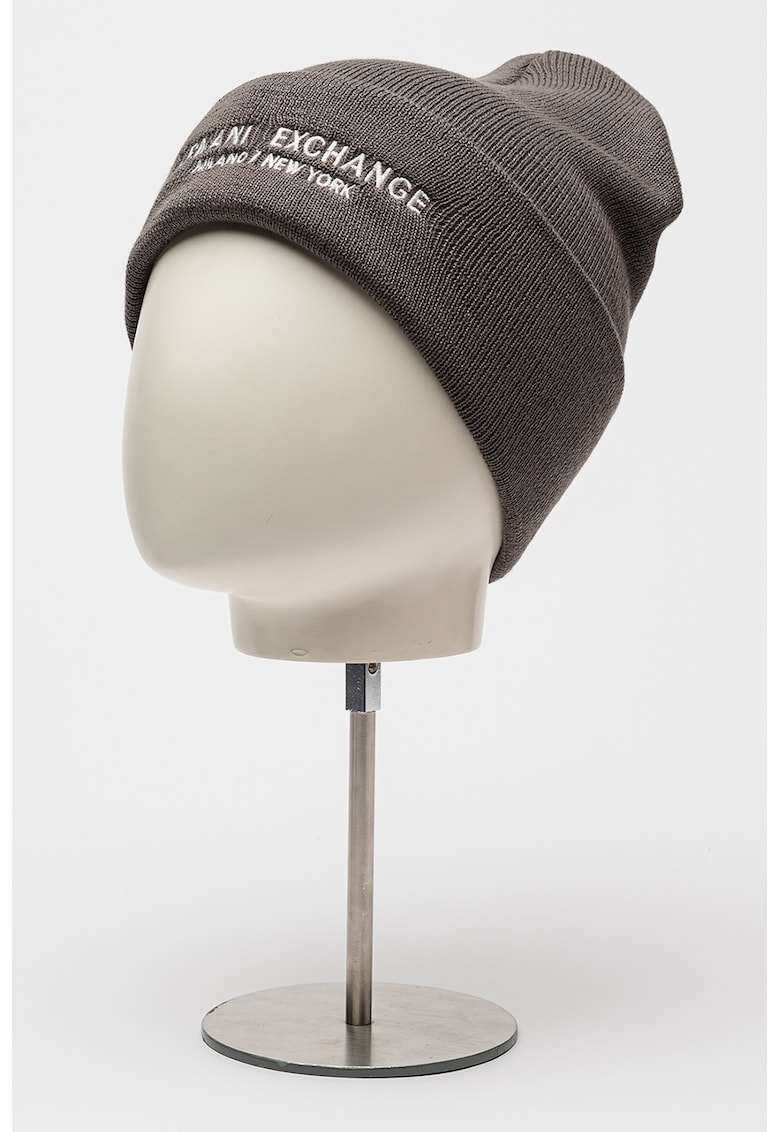 Caciula cu logo brodat