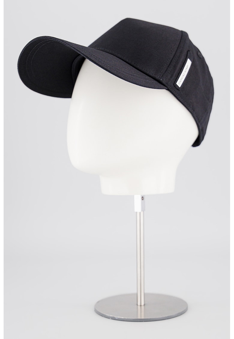 Sapca ajustabila cu cozoroc curbat