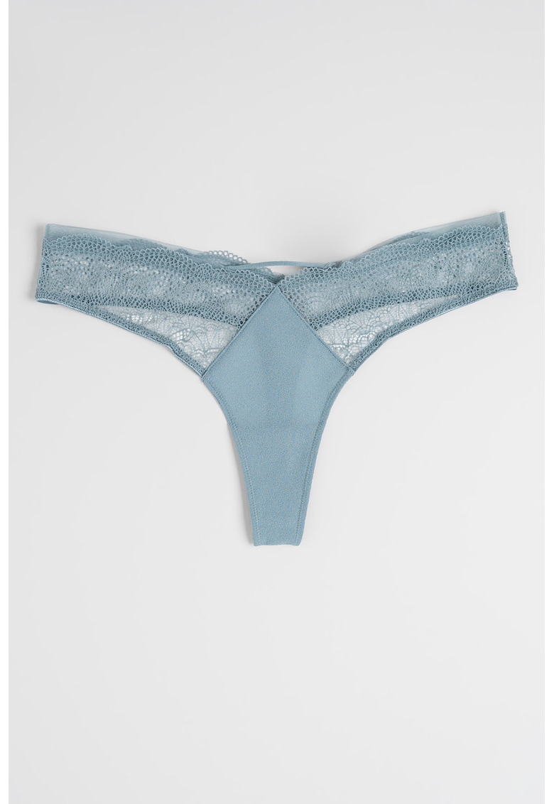 Chiloti tanga cu garnituri de dantela