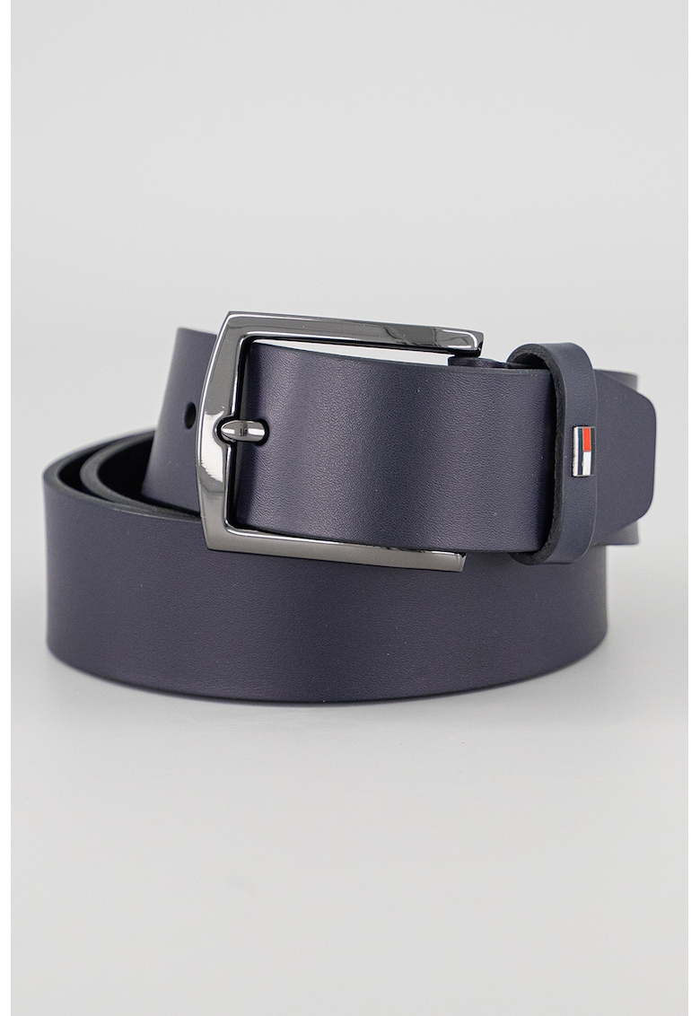 Curea de piele cu catarama metalica