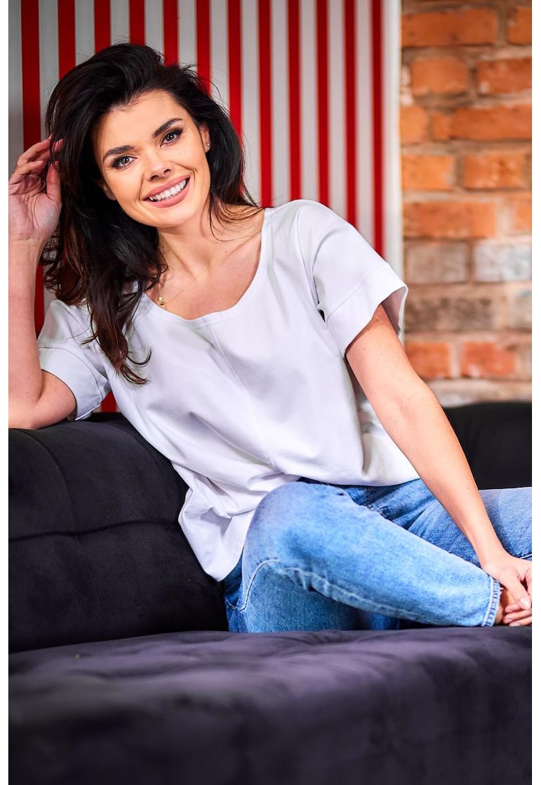 Bluza lejera cu decolteu rotund -