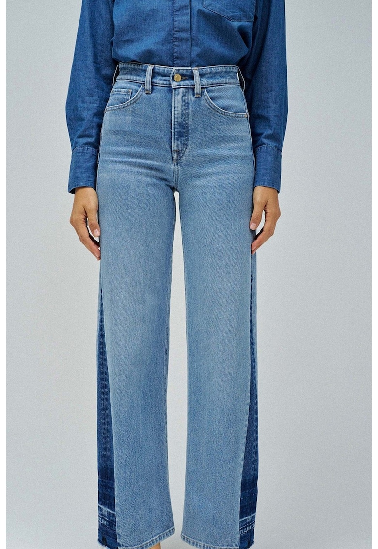 Blugi lungi cu croiala ampla