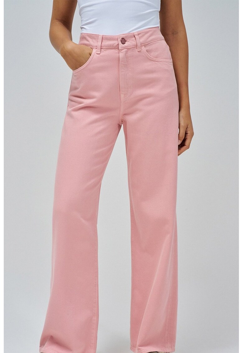 Blugi lungi cu croiala ampla