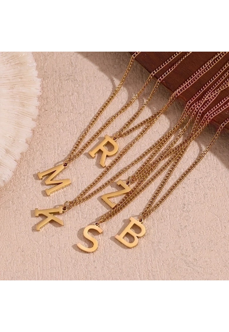 Colier auriu - din otel inoxidabil - suflat cu aur 18k - cu initiala C7